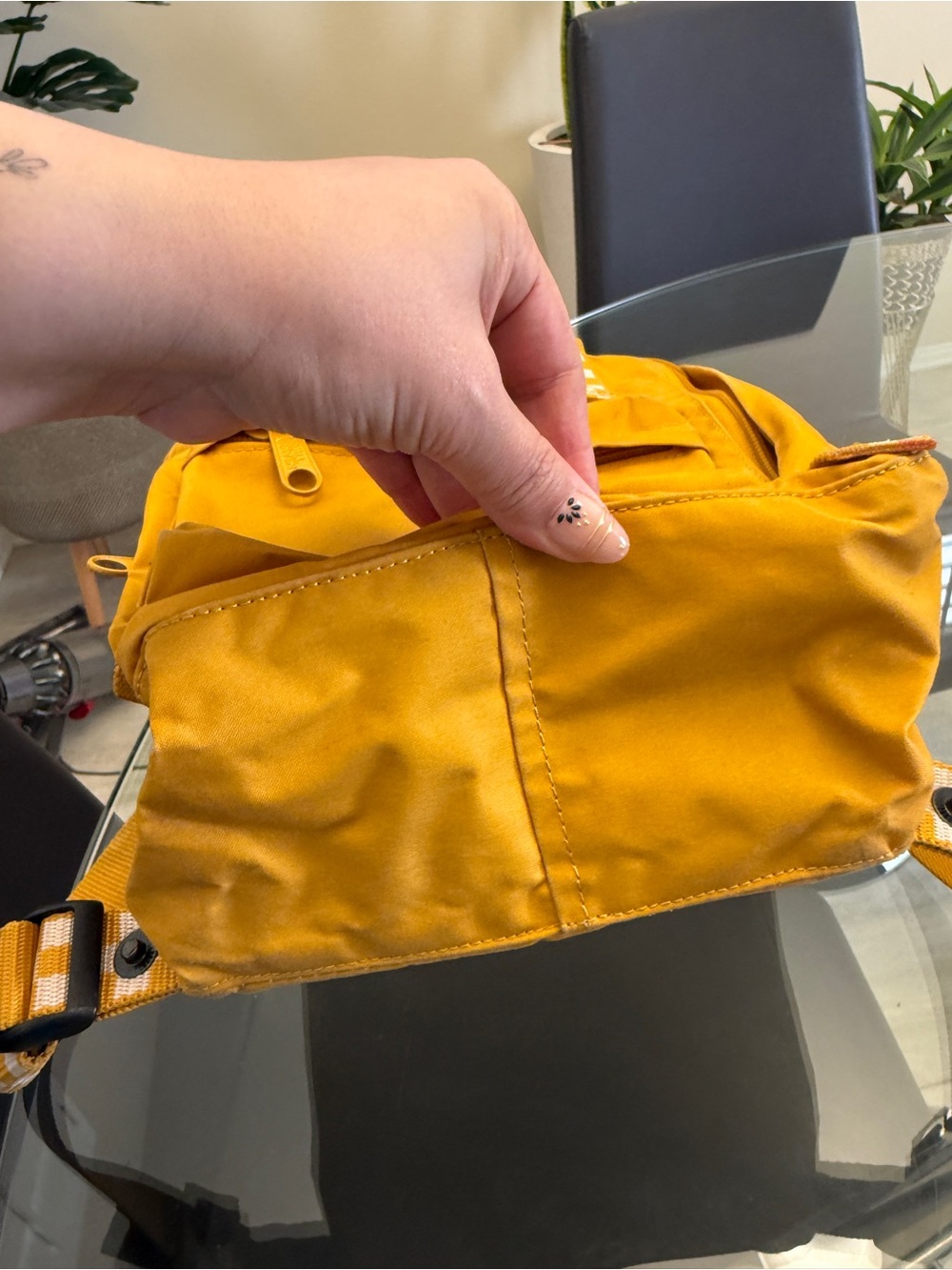 Fjallraven Kanken Mini Backpack - Picture 8 of 8